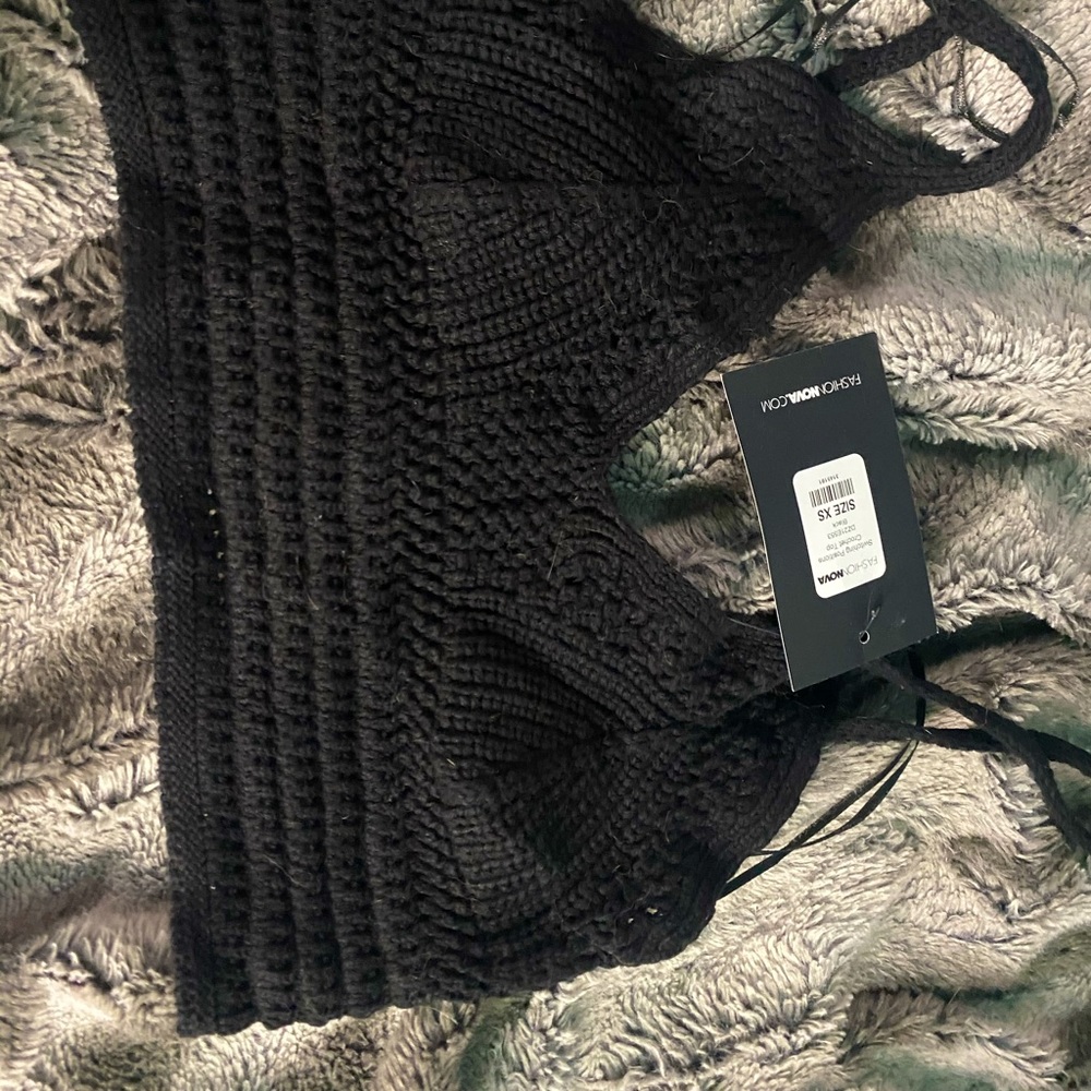 Fashion Nova Knit crop top NWT size XS